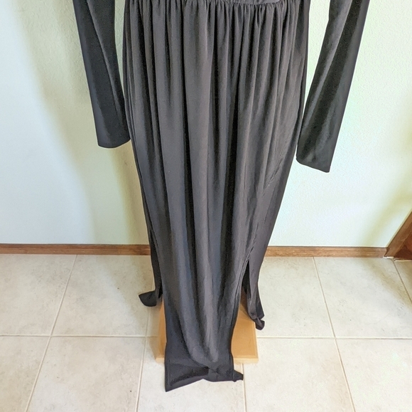 Club L Maternity Slinky Plunge V Neck Maxi Dress with M Slit Sz 12 in Black NWT - Picture 8 of 12